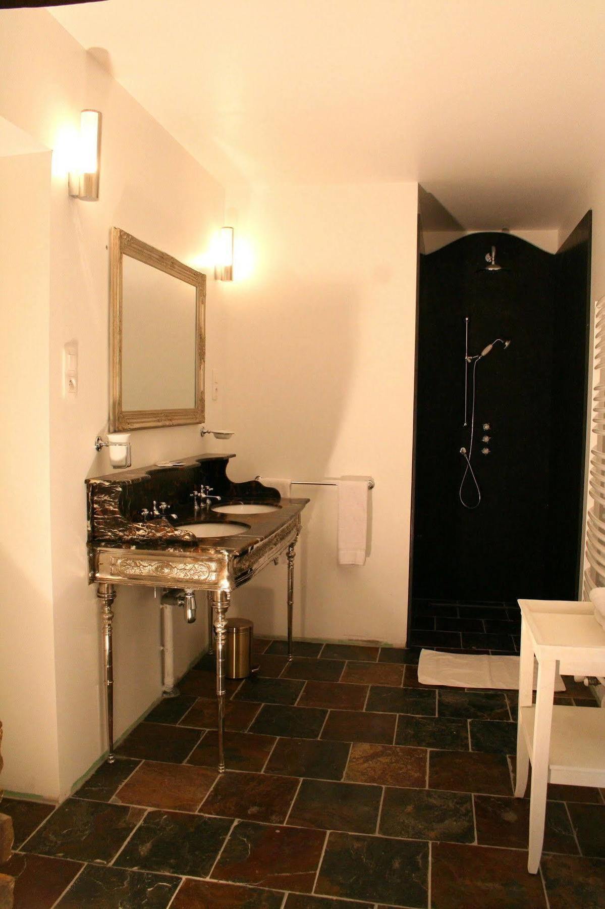 Hotel Le Home Beaune  Eksteriør billede